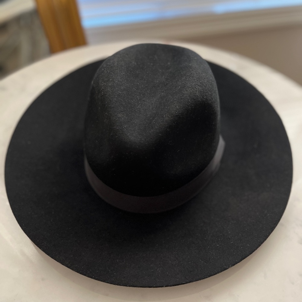 100% wool felt hat from Saks Fifth Avenue